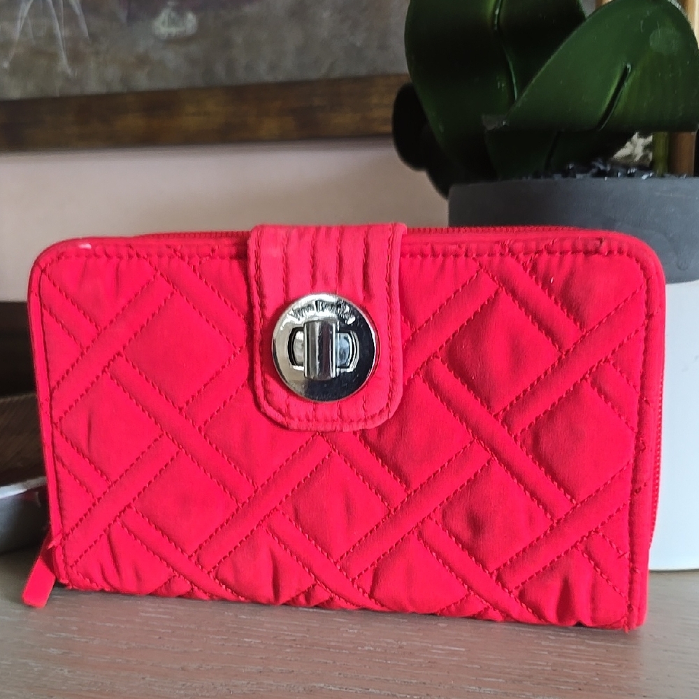 VERA BRADLEY Wallet with Turn Lock